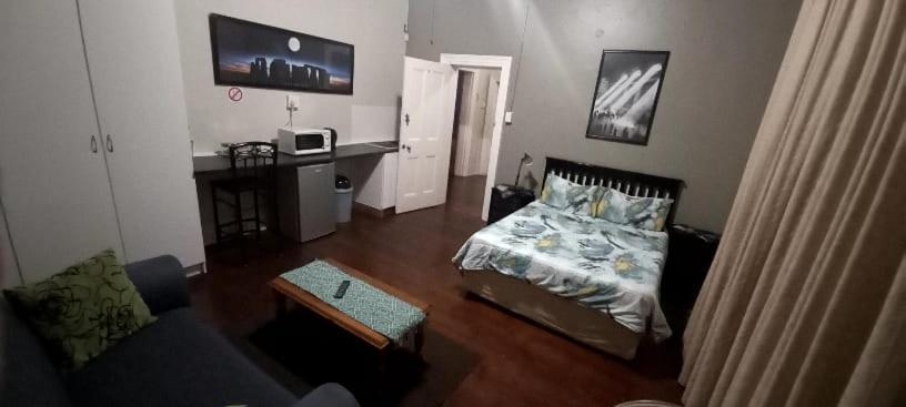 Apartamento Glen Lilly Self Catering Parow Exterior foto